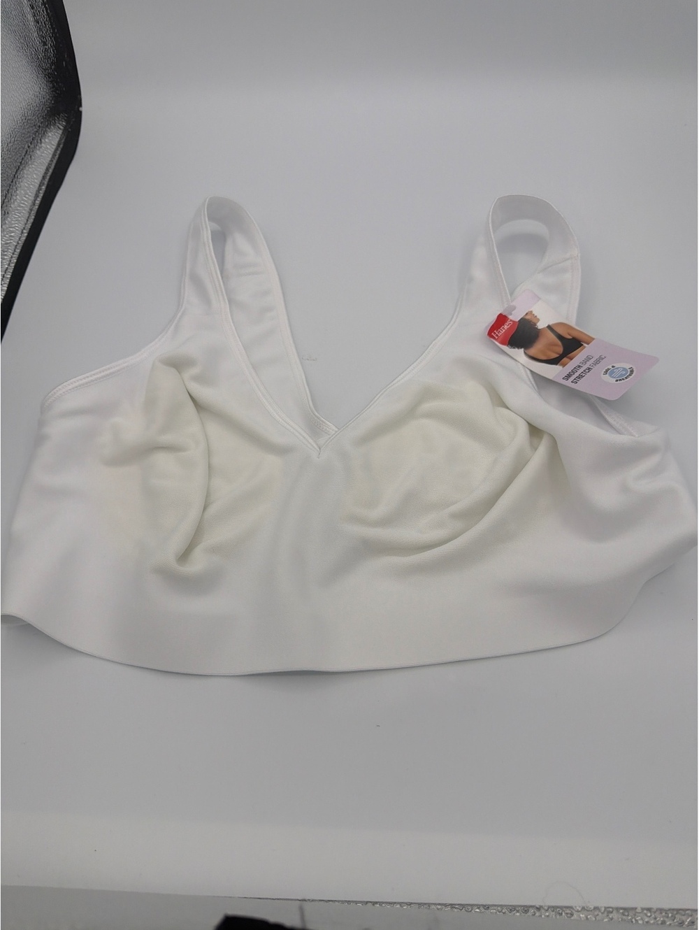 Hanes Wireless Smooth Band Stretch Fabric Bra 2XL White